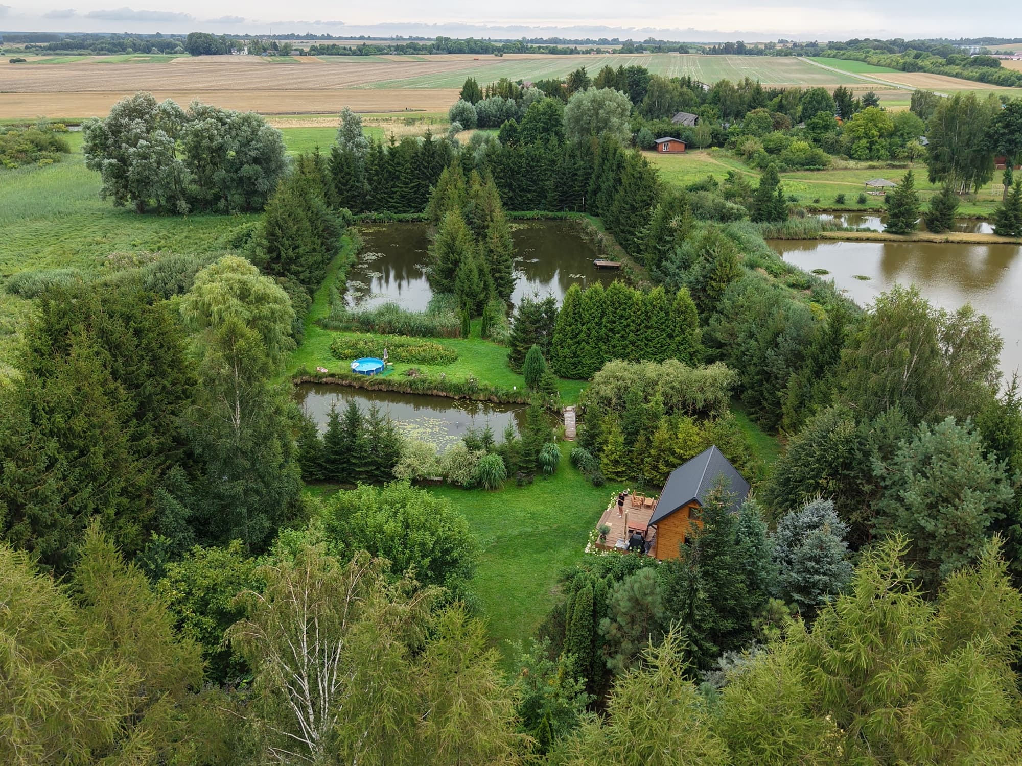 Posesja z drona — panorama z polami